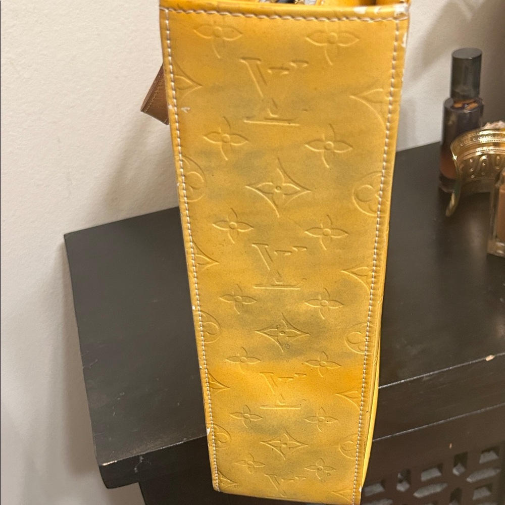 Louis Vuitton Yellow Tote Bag - Picture 6 of 16